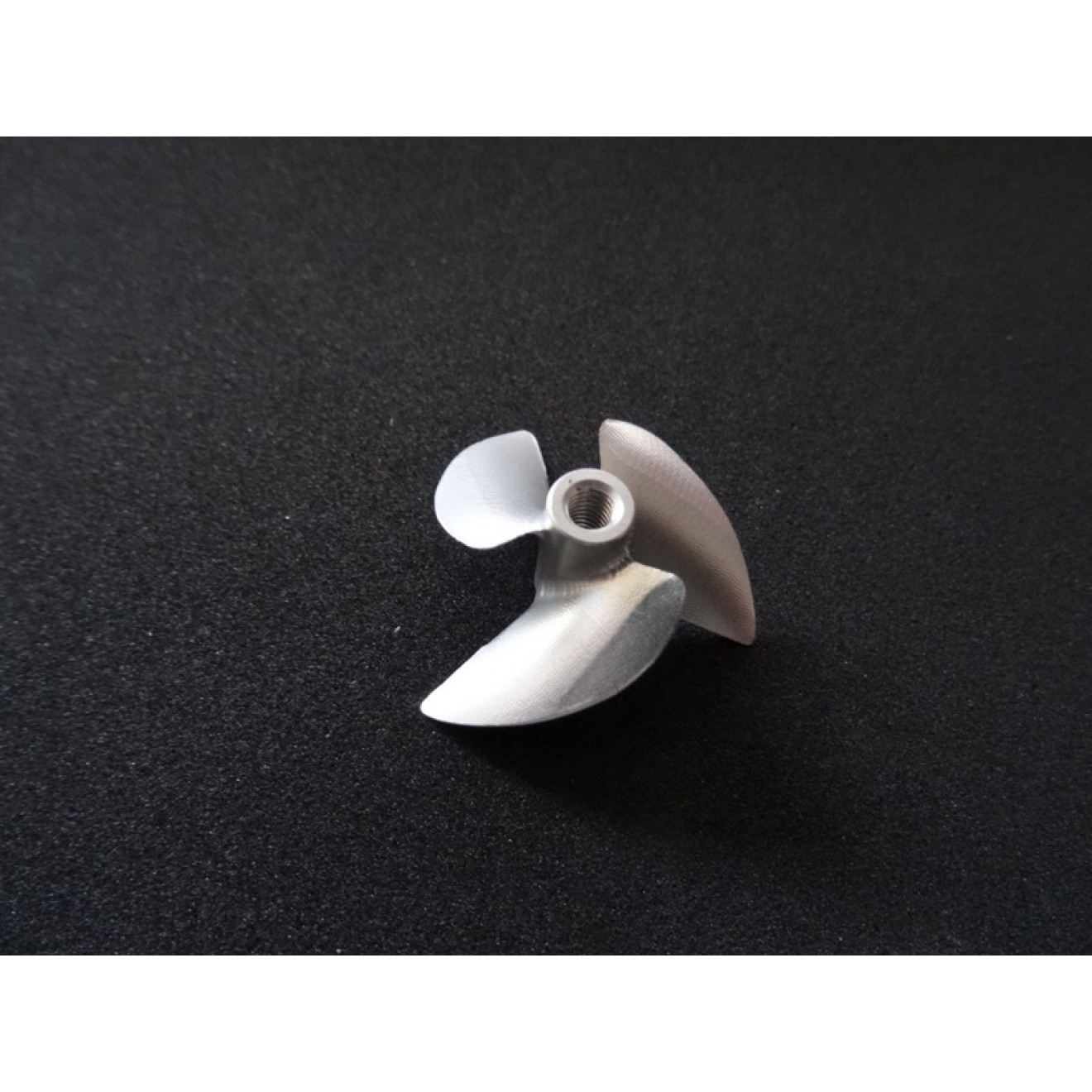 36mm 3-blatt Propeller M4 *links*