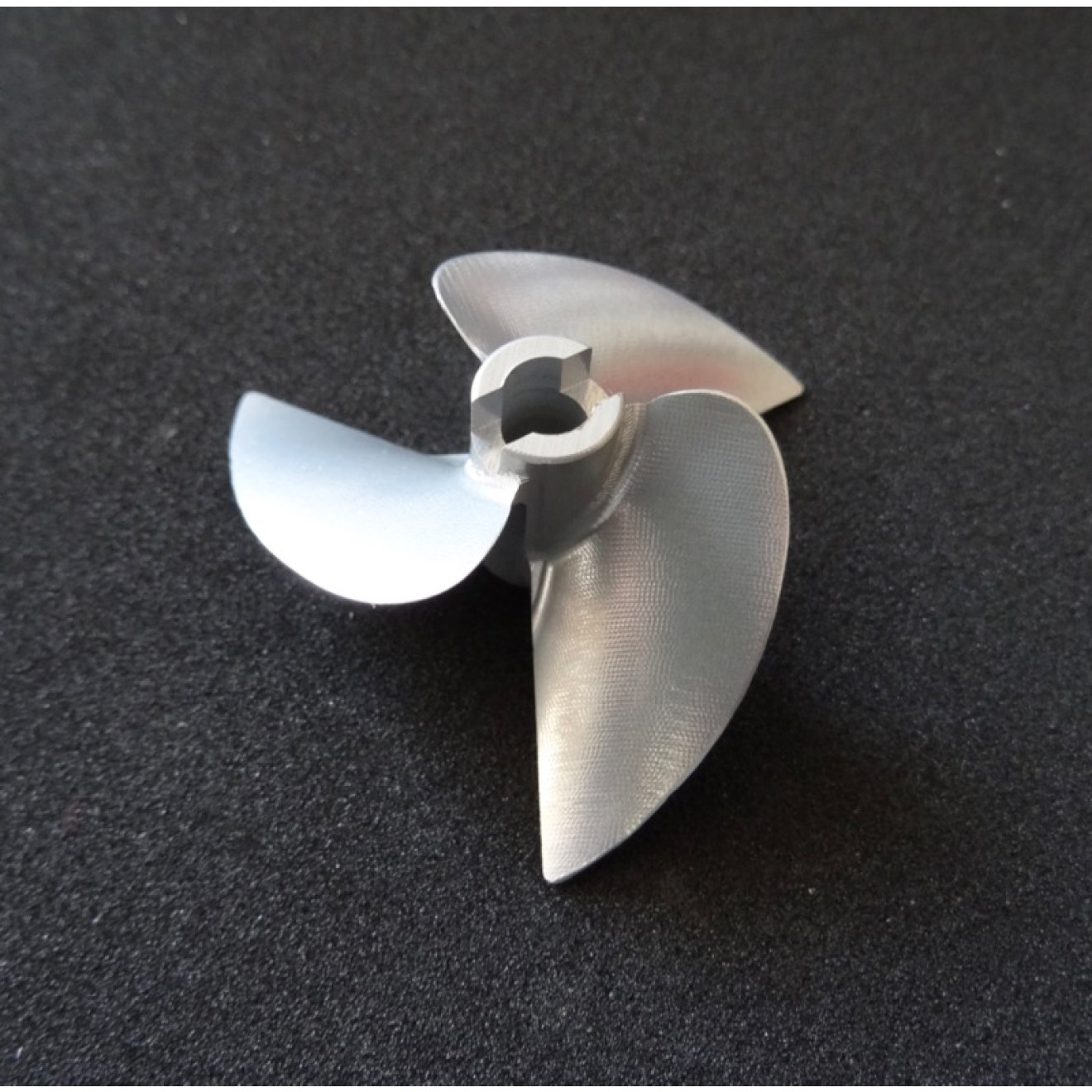 43mm 3-blatt Propeller DD *links*